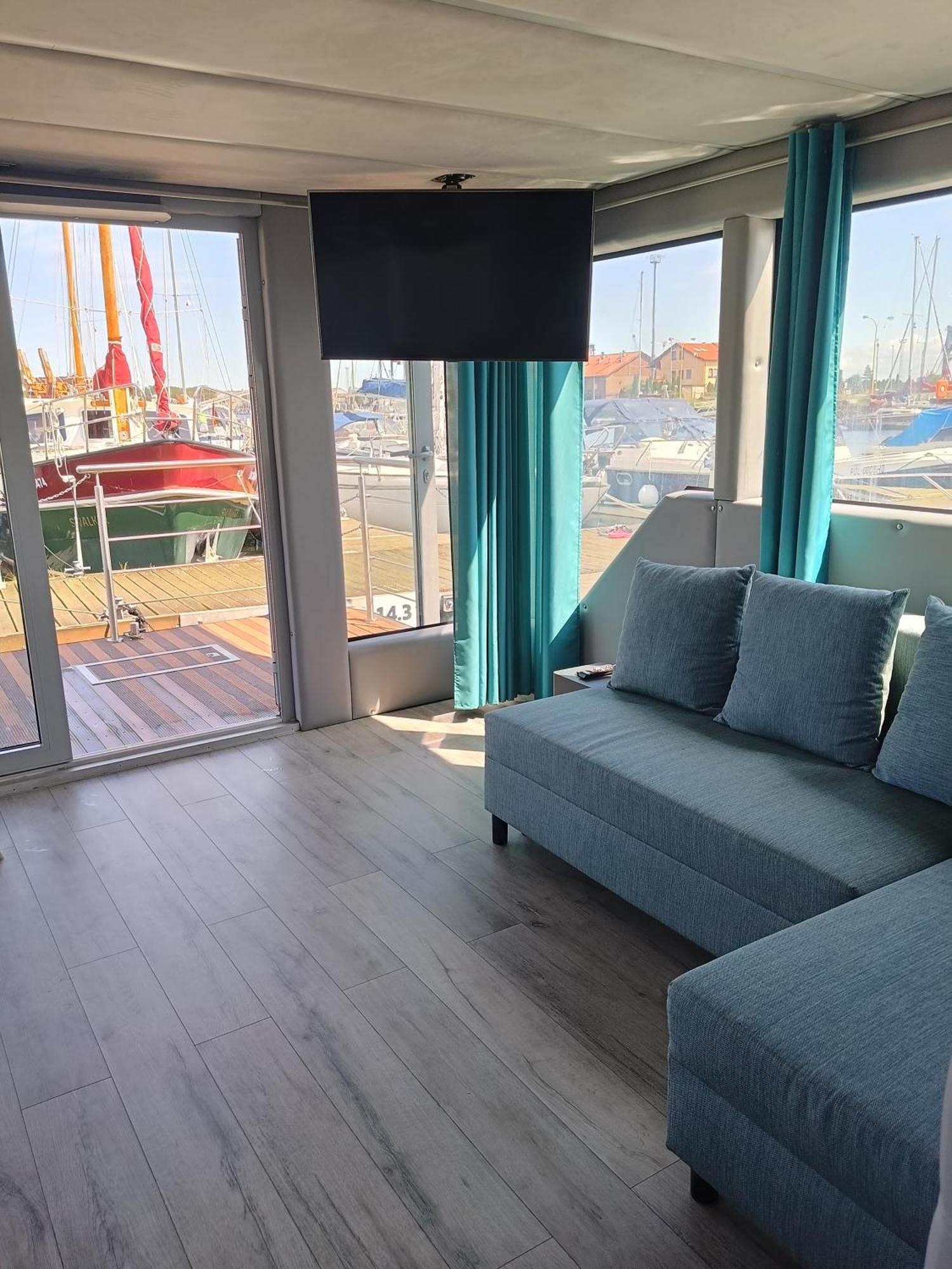 Apartment Sunrise Houseboat Swinemünde